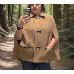 Vintage Crestmoor Wool Cape Womens Large Union Made Capsule Wardrobe Minimalist